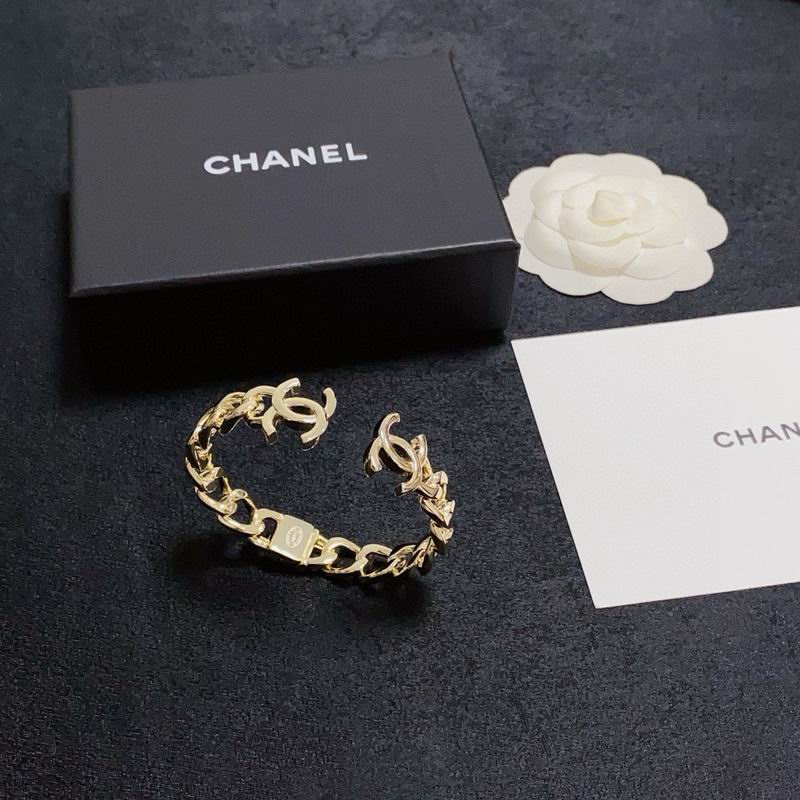 Chanel Bracelet 05yxs05